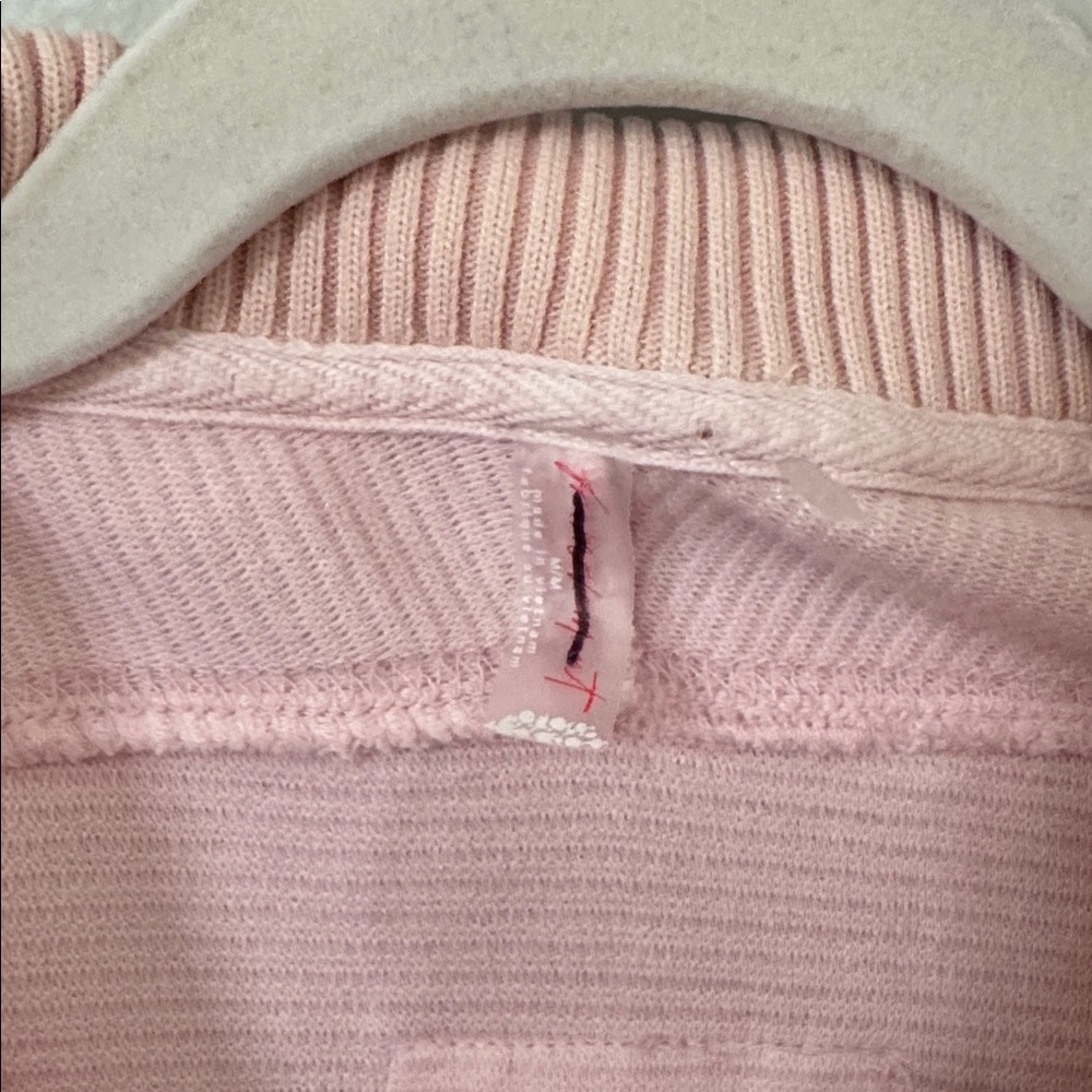 NWOT FP Movement So Fly Henley Layer Size Medium - Picture 6 of 10